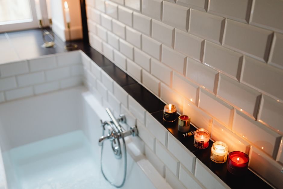 How to Make Bathroom Smell Like a Spa — 13 Ways to Make a Bathroom Like a Spa