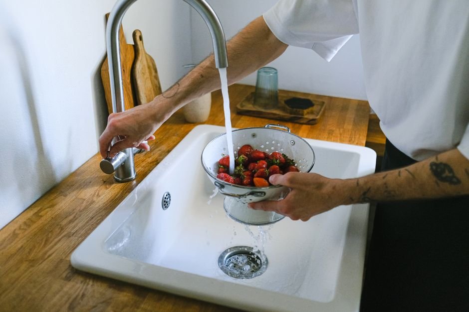 How to Install a Top Mount Sink in Your Small Kitchen — Tools and Materials Needed for Installation