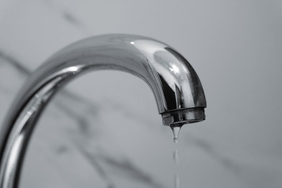 How to Fix a Leaking Commercial Faucet — Identify the Source of the Leak