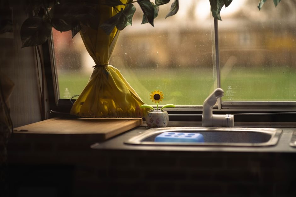 RV Kitchen Sink vs. Home Kitchen Sink: What’s the Difference? — Size and Material Differences&nbsp;