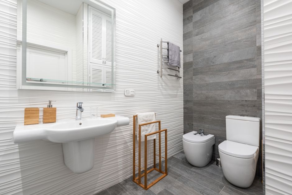 How To Adjust Water Level In Toilet Bowl — How to Check and Adjust Water Level in Toilet Bowl