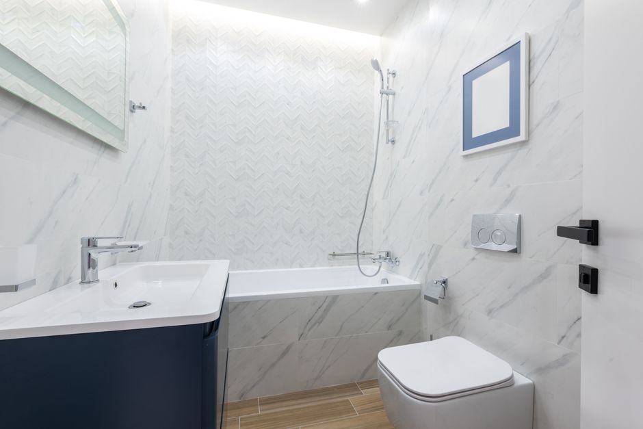 When I Flush The Toilet The Tub Gurgles — Why Is Bathtub Gurgling a Serious Issue?