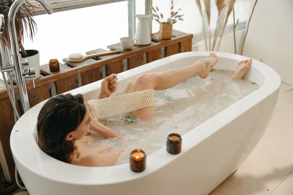 How To Clean A Dirty Bathtub Without Scrubbing — Supplies You’ll Need for Scrub-Free Tub Cleaning