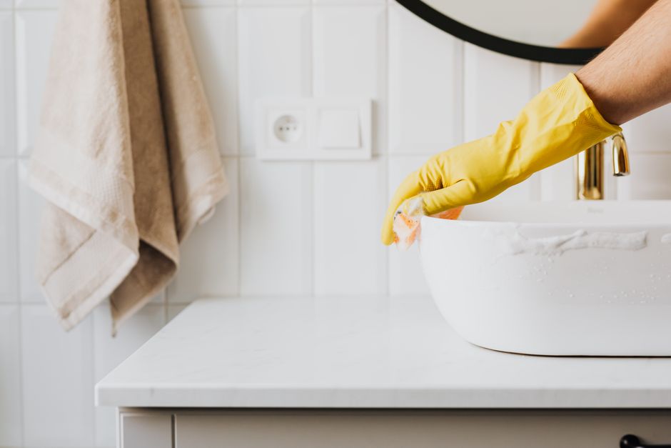 How To Clean Bathroom Sink — Tools and Cleaning Supplies You’ll Need