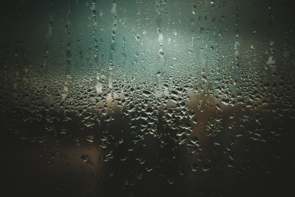 Condensing vs Non-Condensing Water Heater — What Is a Non-Condensing Water Heater?
