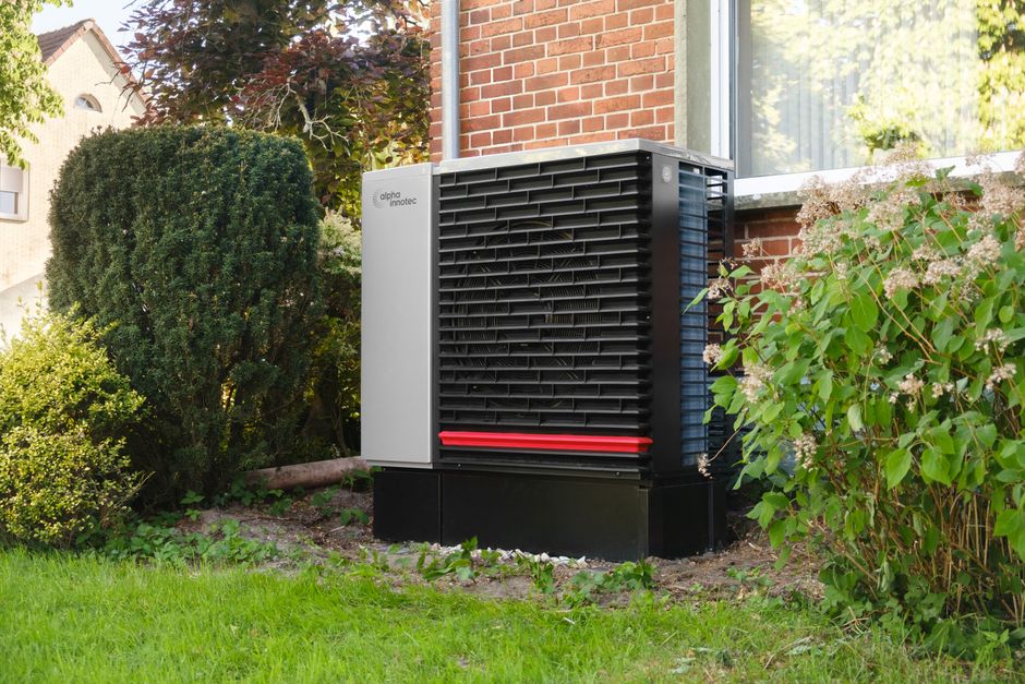 Heat Pump vs Conventional Water Heater — What Is a Conventional Water Heater?