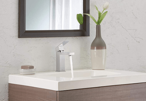 Delta Faucet Modern 567LF-PP Single Hole Bathroom Faucet Review