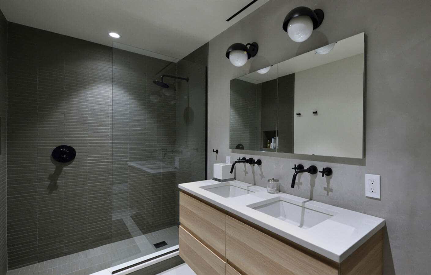 Bathroom Renovation Tips for a Stylish and Functional Space