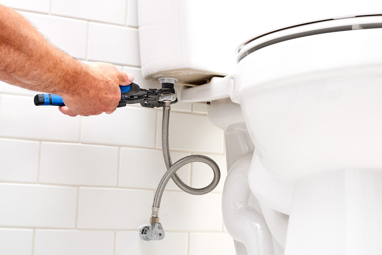 How To Replace Toilet Flush Valve?