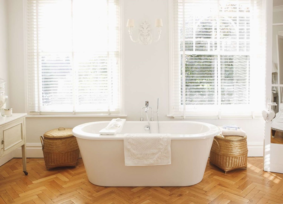 how much does it cost to replace a bathtub