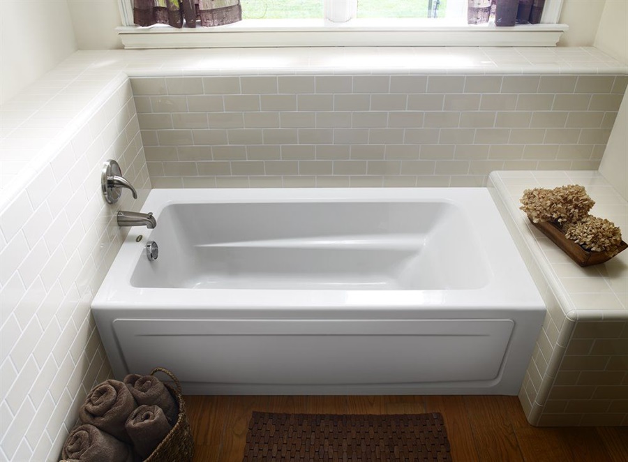 how long is a standard bathtub