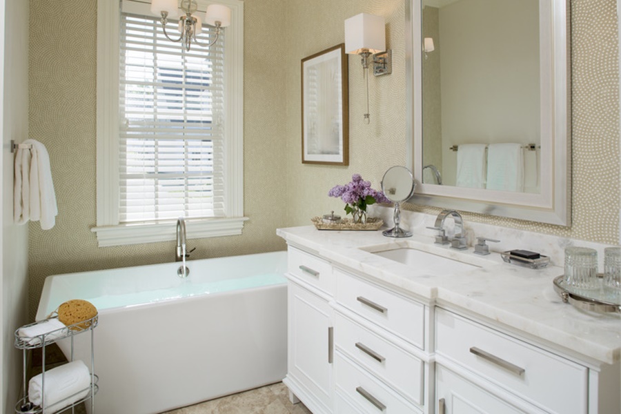 how to clean blinds in bathtub