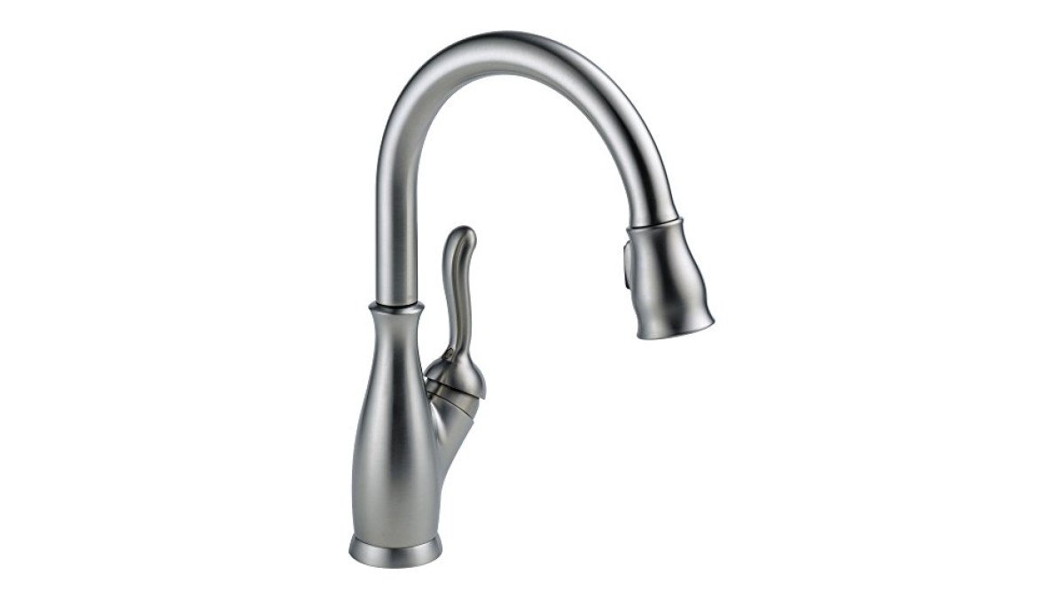 Delta Lahara 9178-AR-DST Pull-Down Kitchen Faucet review